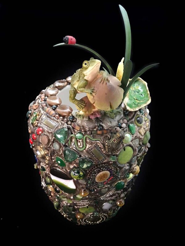 Frog & Pond Memory Vase