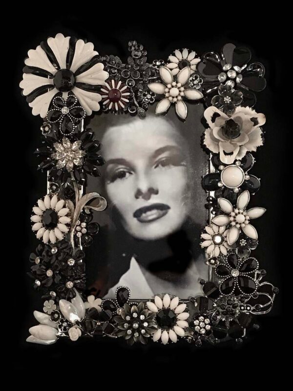 Black & White Flower Frame